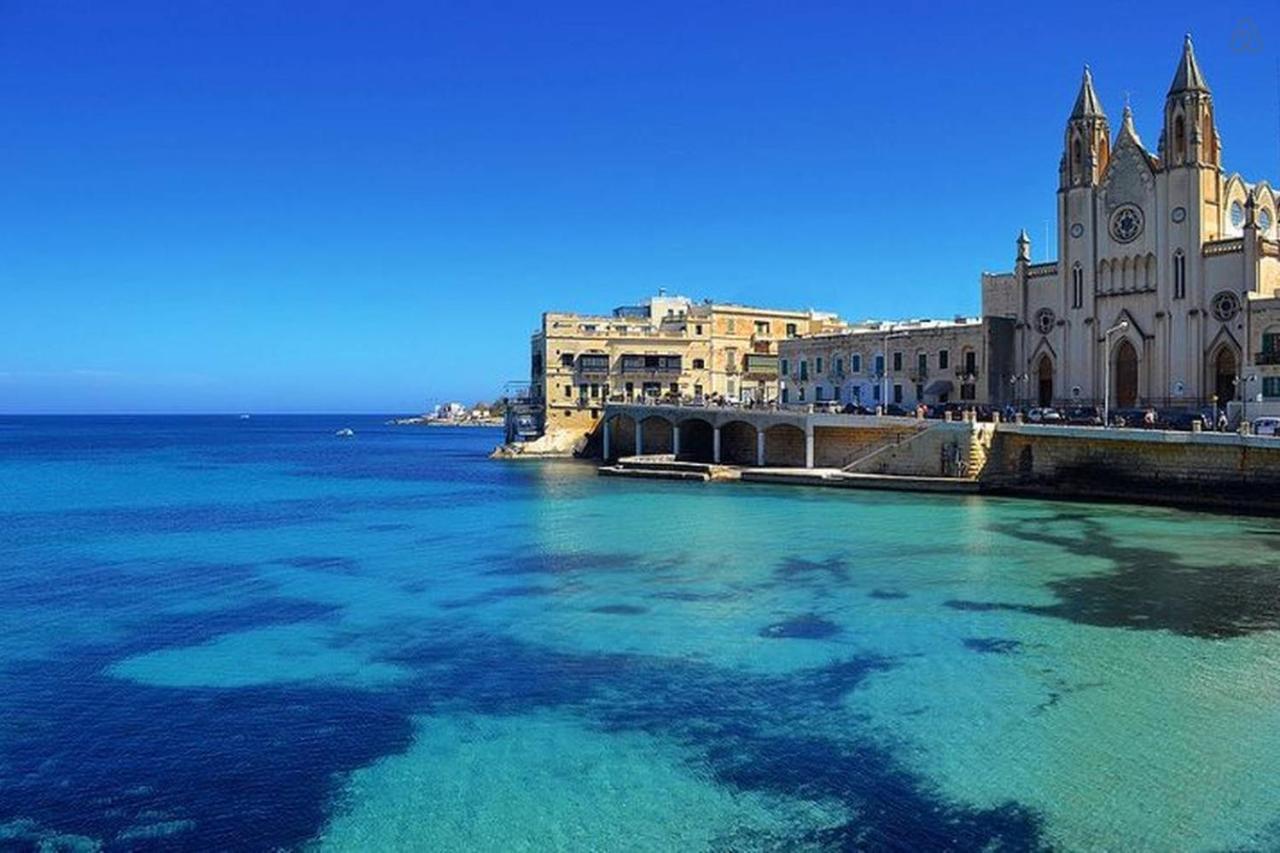 Apartment With Pool Sliema Bagian luar foto