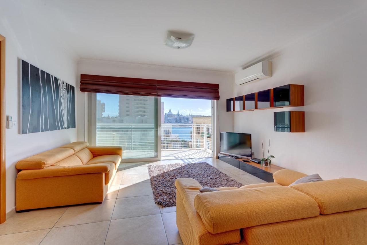 Apartment With Pool Sliema Bagian luar foto